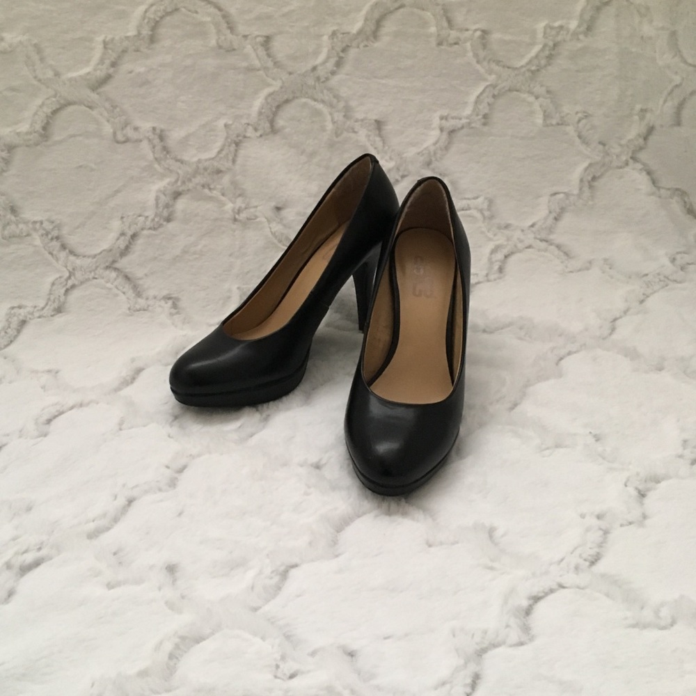 Black heels